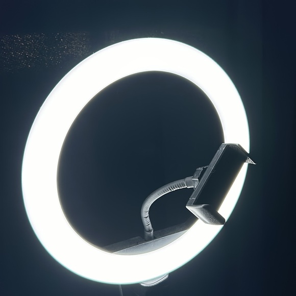 NFS PENDING TRADE Bower 8" Selfie Ring Light Studio NIB - Picture 5 of 10